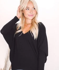 Charlotte Avery V Neck Dolman
