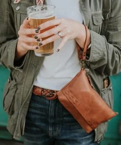 Embrazio Borsa Convertible Leather Crossbody Bag Accessories