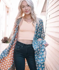 Urbanista Outerwear Berlin Ruana