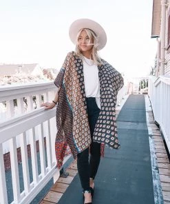 Urbanista Outerwear Berlin Ruana