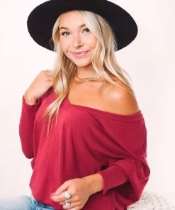 Charlotte Avery V Neck Dolman