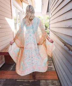 Urbanista Amelia Kimono