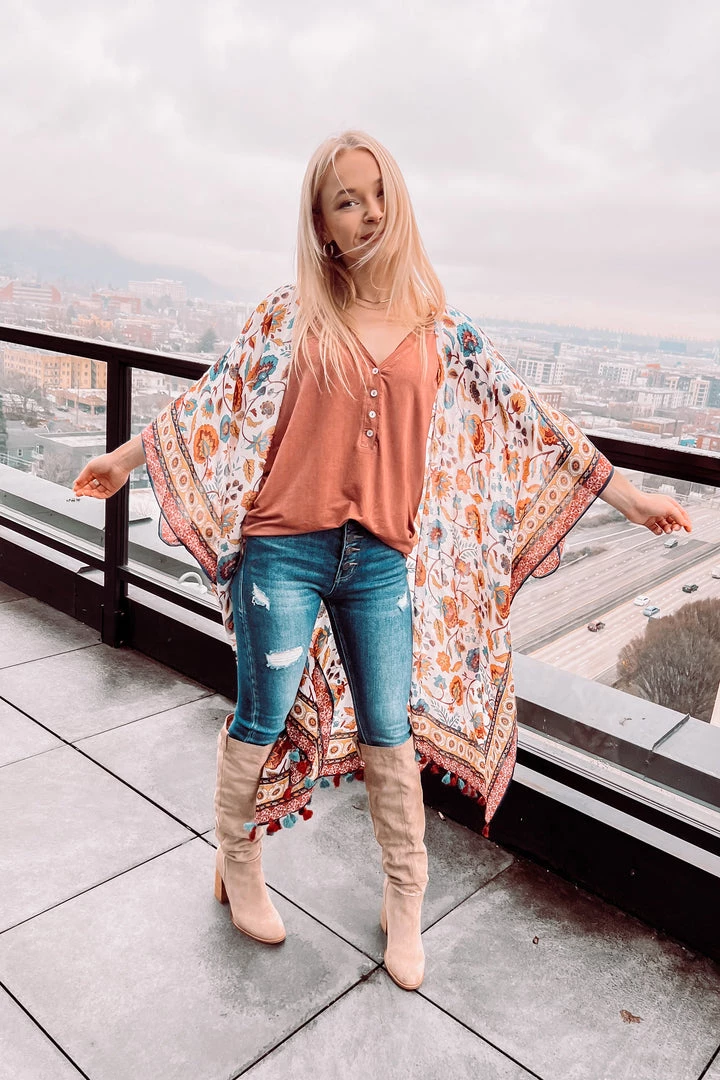 Urbanista Sweeping Florals Kimono Outerwear 2 Urbanista Sweeping Florals Kimono Outerwear