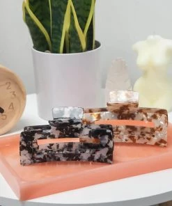 Kitsch Jumbo Open Shape Claw Clip