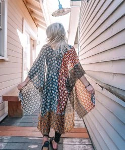 Urbanista Outerwear Berlin Ruana