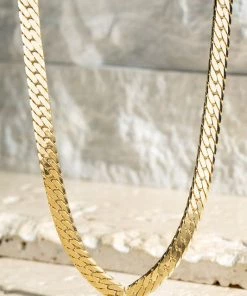 Urbanista Metal V Chain Necklace