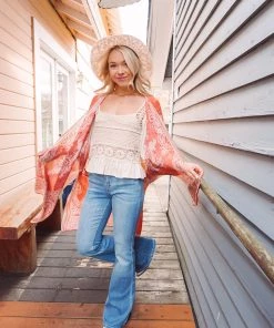 Urbanista Pretty Paisley Kimono Outerwear