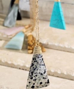 Urbanista Triangle Stone Pendant Necklace Accessories