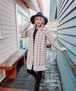 Hem & Thread Tops Houndstooth Cardigan