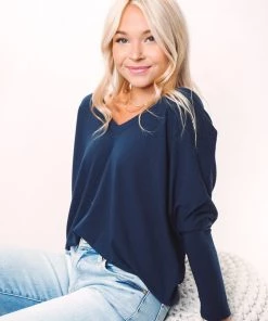 Charlotte Avery V Neck Dolman