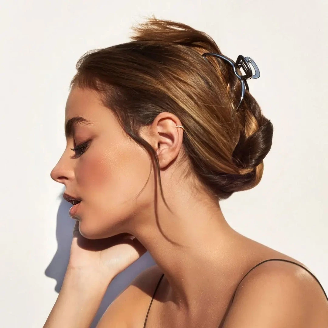 Beauty Kitsch Open Shape Claw Clip 8 Beauty Kitsch Open Shape Claw Clip