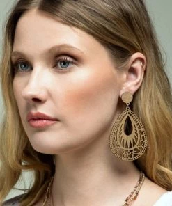 Urbanista Accessories Paisley Wooden Tear Drop Earring