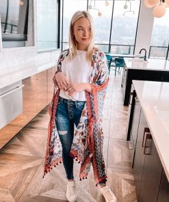 Urbanista Sweeping Florals Kimono Outerwear 17 Urbanista Sweeping Florals Kimono Outerwear