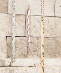 Urbanista Hammered Metal Bar Pendant Necklace