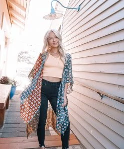 Urbanista Outerwear Berlin Ruana