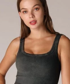 NikiBiki Chevron Ribbed Crop Tank