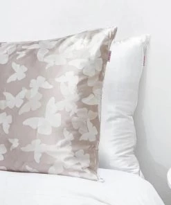 Beauty Kitsch Satin Pillowcase