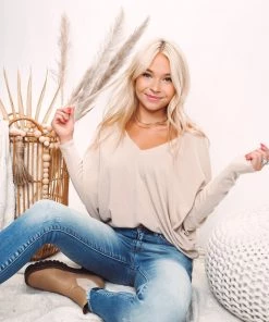 Charlotte Avery V Neck Dolman