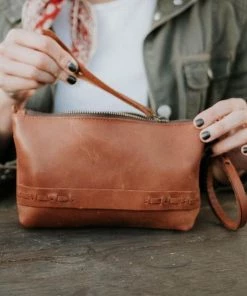 Embrazio Borsa Convertible Leather Crossbody Bag Accessories