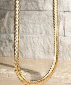 Urbanista Snake Chain Short Necklace Accessories